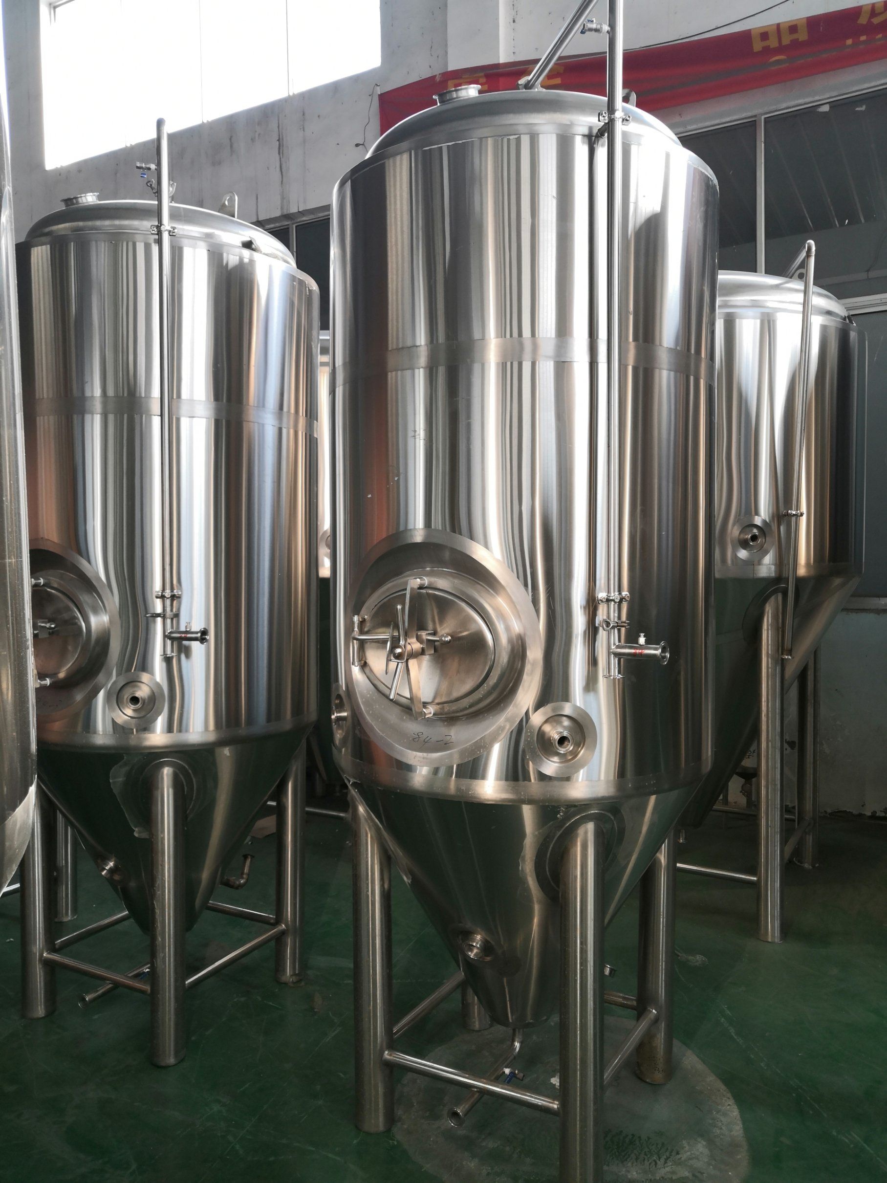 Conical Fermenters with Cooling Jacket for Beer Brewing